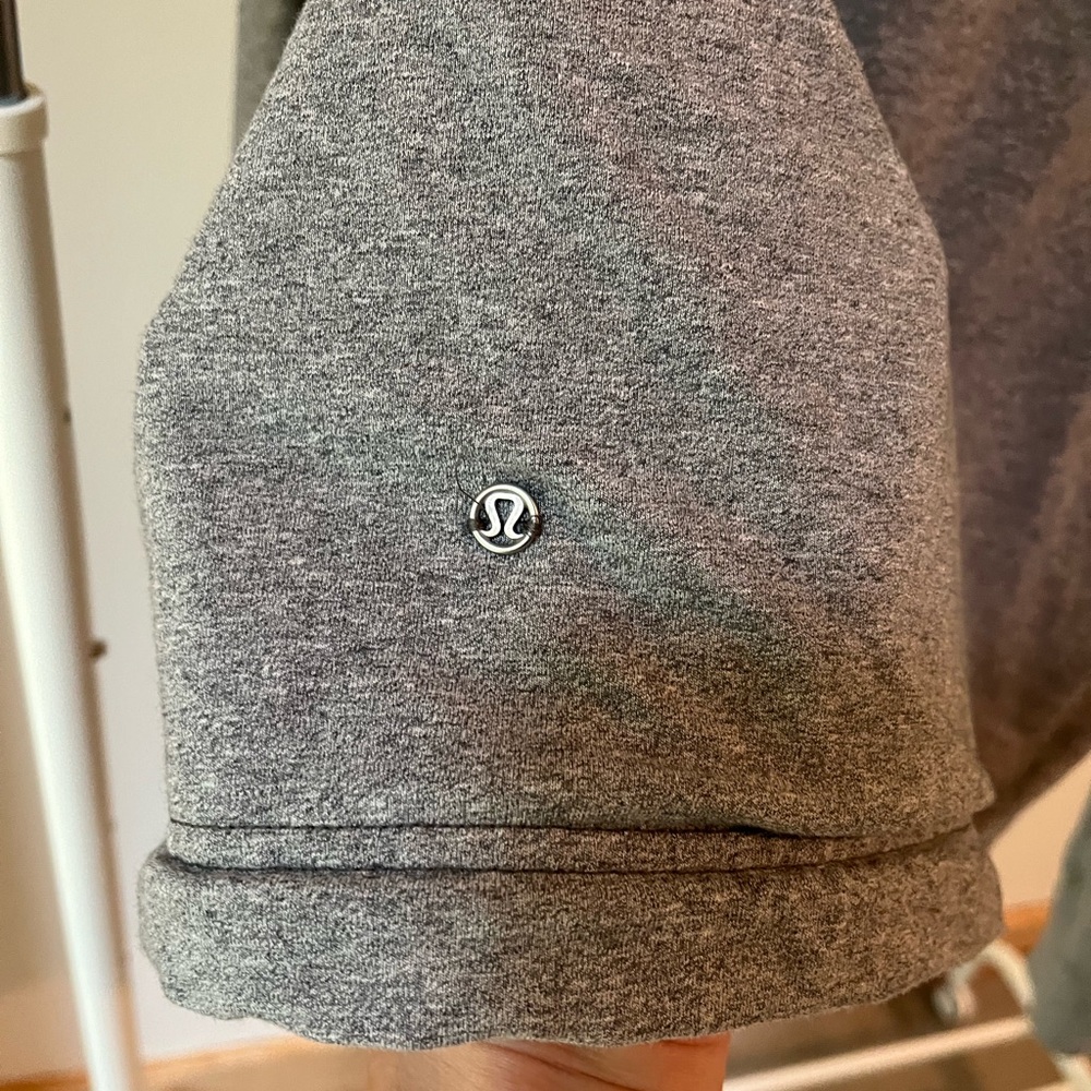 Lululemon Cutout Pullover Top - image 3